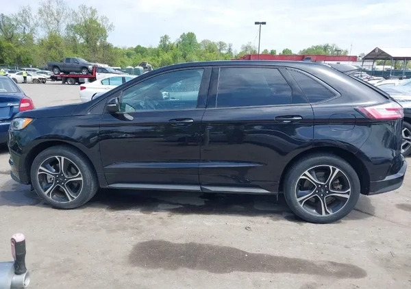 Ford EDGE cena 59999 przebieg: 36305, rok produkcji 2019 z Trzemeszno małe 92